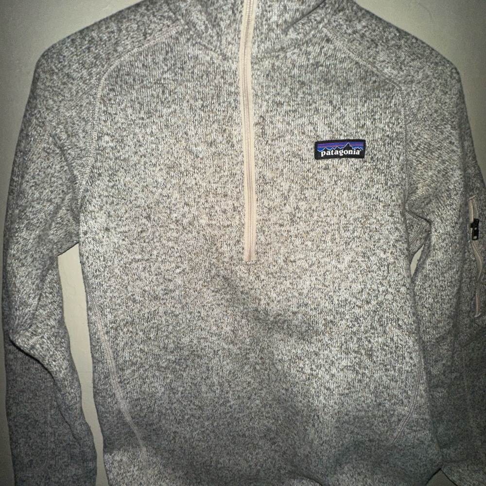Patagonia Heathered Gray/ Tan Quarter-Zip Fleece